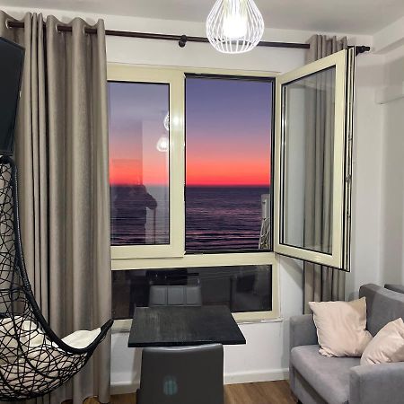 Arteg Apartments - Full Sea View Дуррес Экстерьер фото