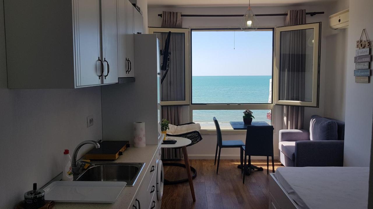 Arteg Apartments - Full Sea View Дуррес Экстерьер фото