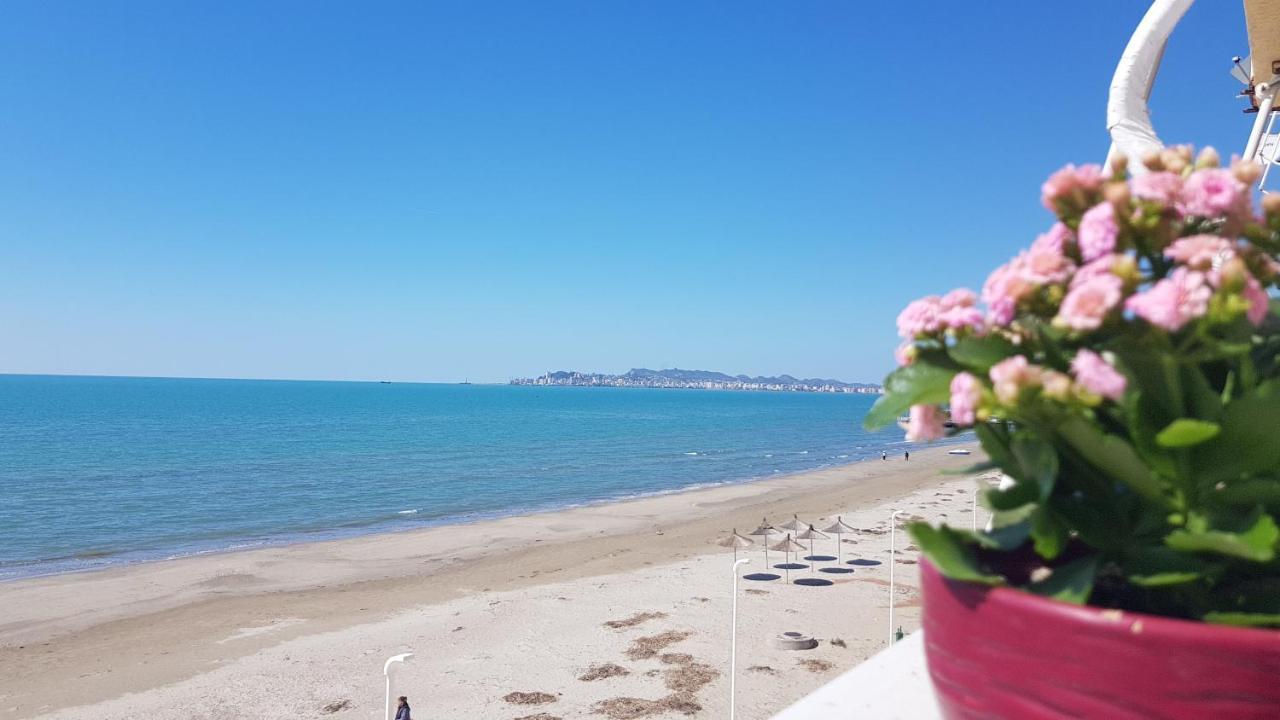 Arteg Apartments - Full Sea View Дуррес Экстерьер фото