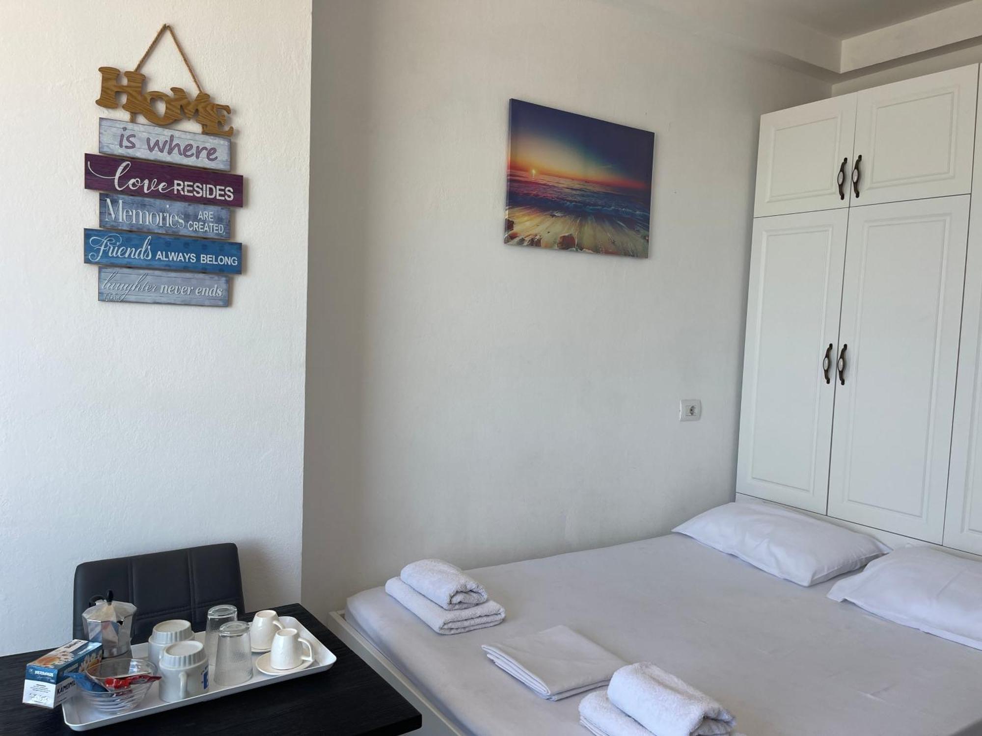 Arteg Apartments - Full Sea View Дуррес Экстерьер фото