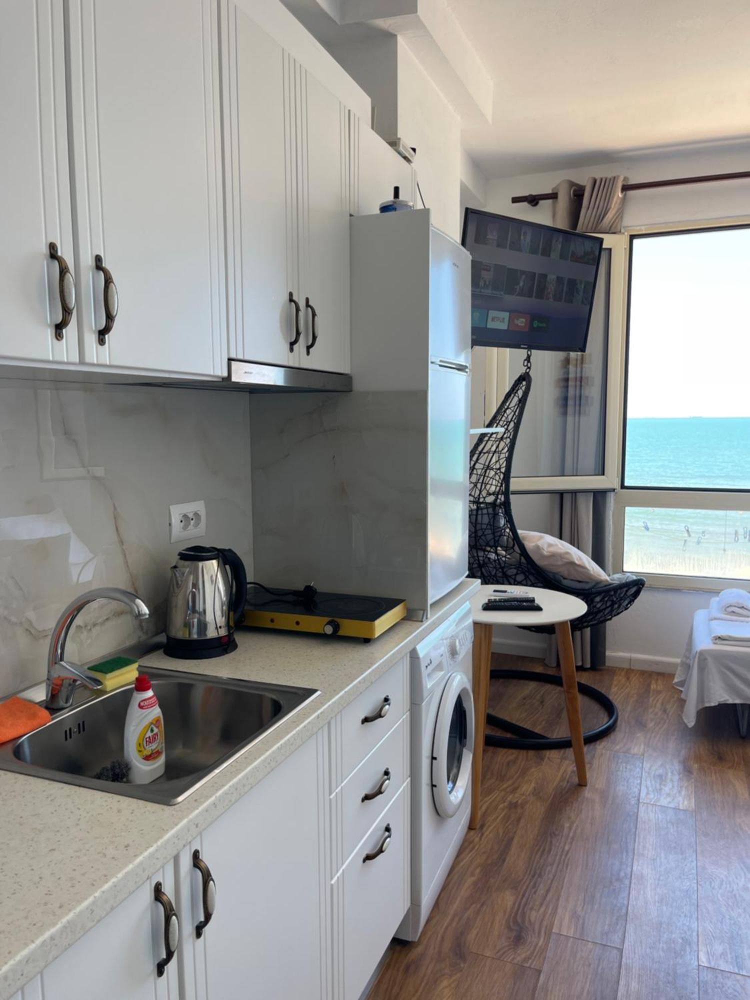 Arteg Apartments - Full Sea View Дуррес Экстерьер фото
